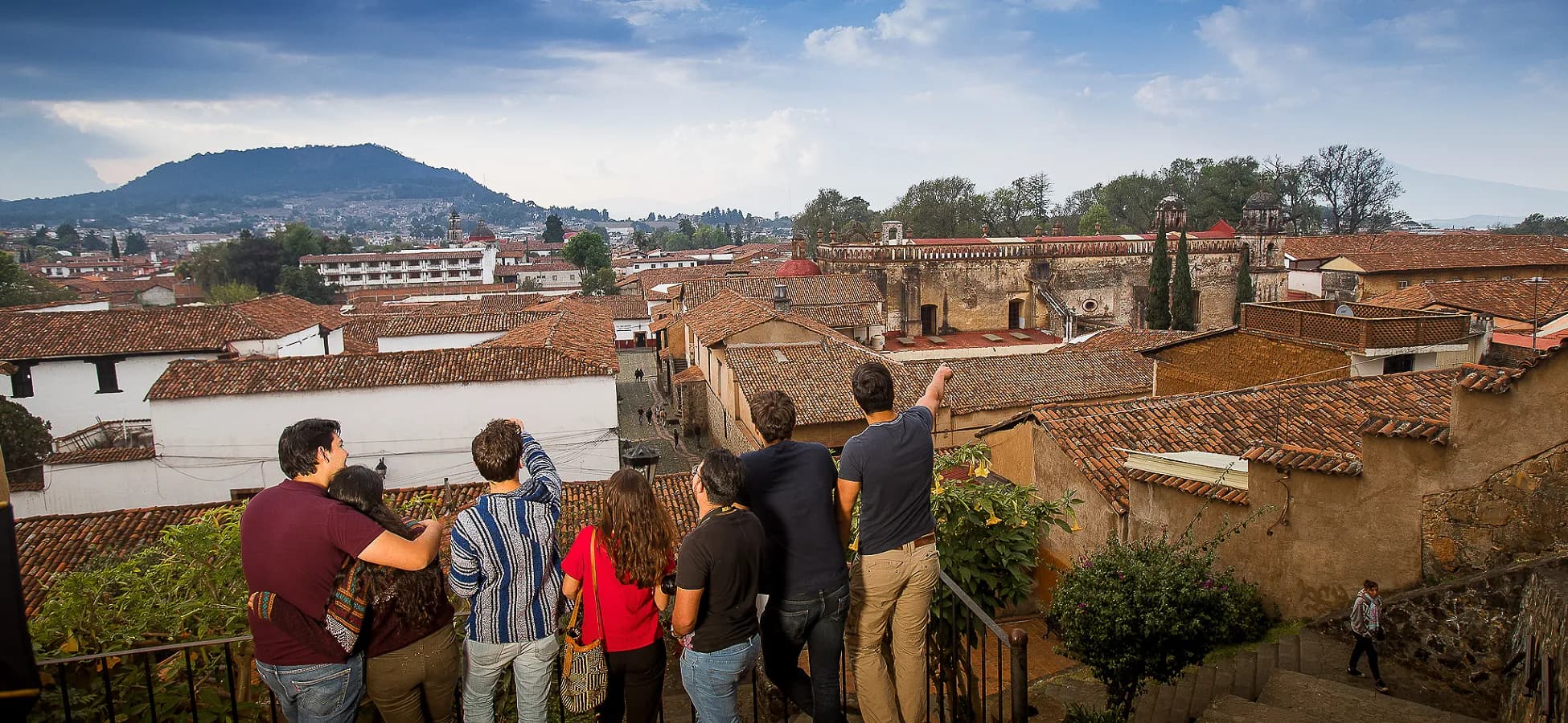 🌿 Pátzcuaro, el corazón mágico de Michoacán: razones para visitarlo y curiosidades que te enamorarán